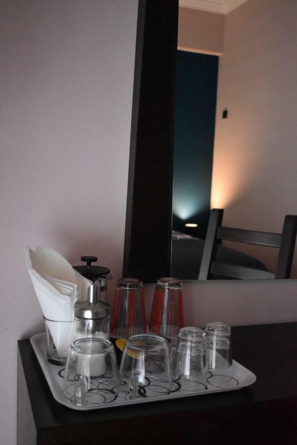 Katzen Room By The Metro Athens Luaran gambar